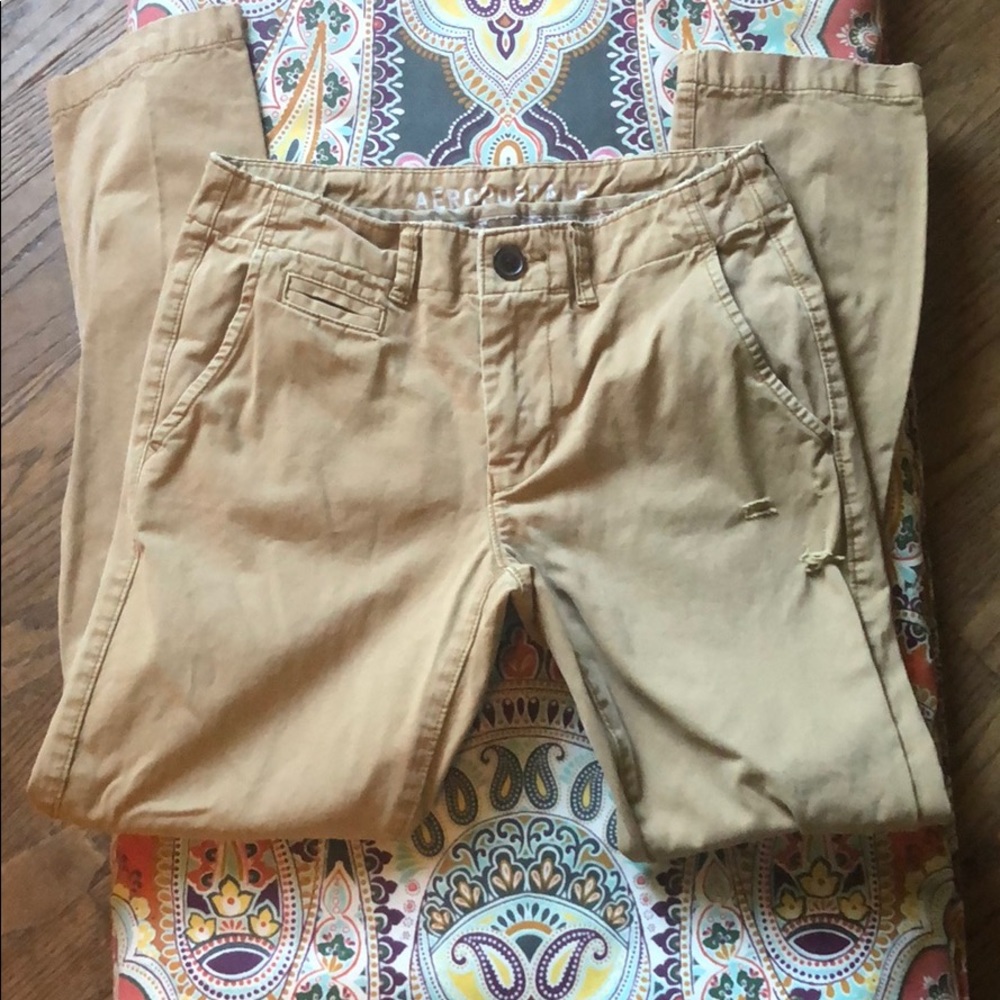 Aeropostale distresses chinos